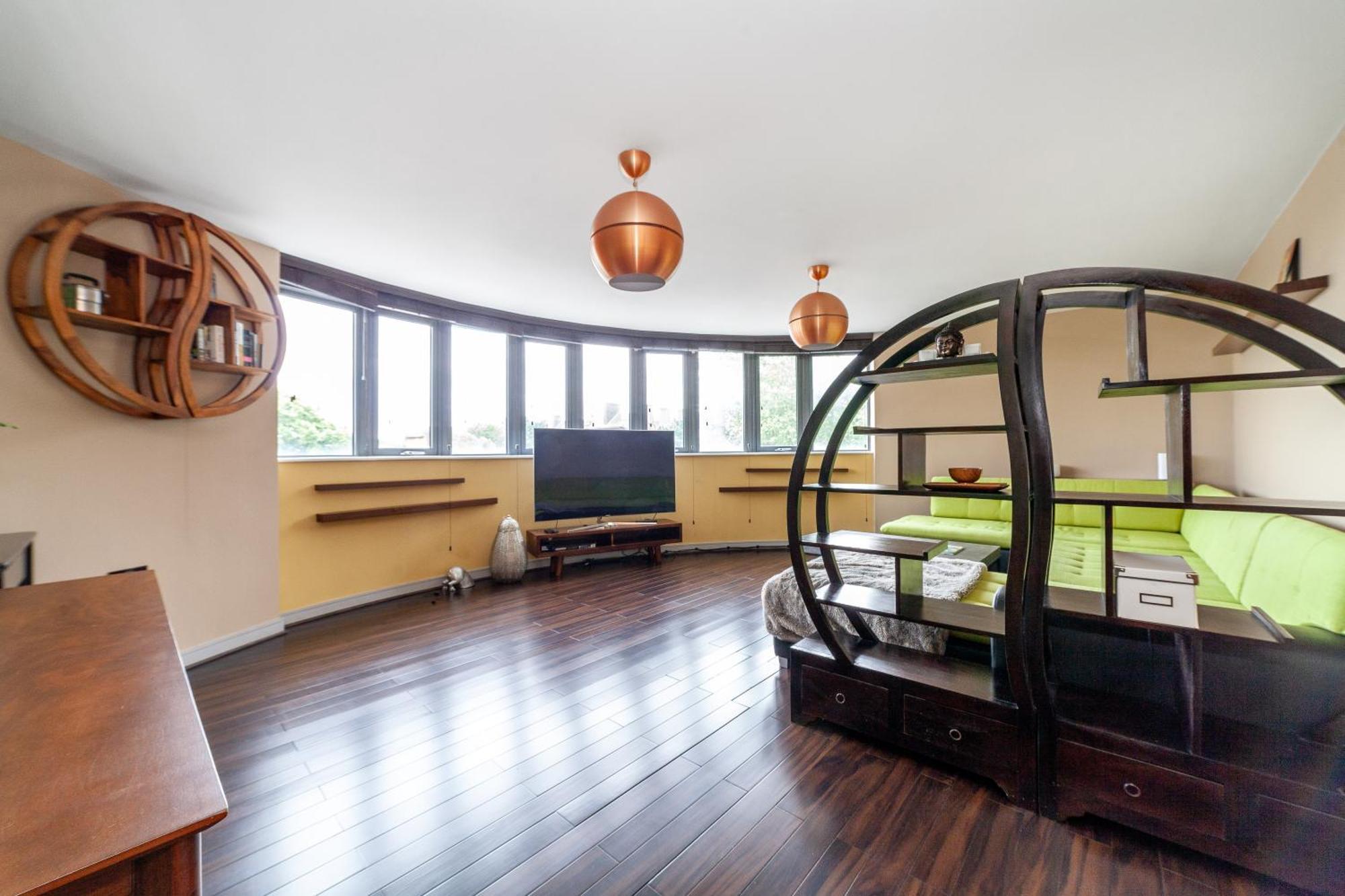 Appartamento Magnificent 2 Bedroom Flat, Caledonian Road Londra