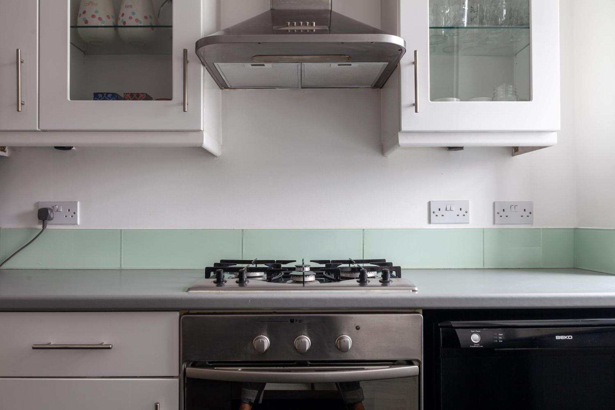 Appartamento Magnificent 2 Bedroom Flat, Caledonian Road Londra